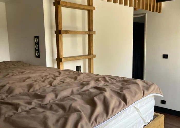 Landais * سانغوينت